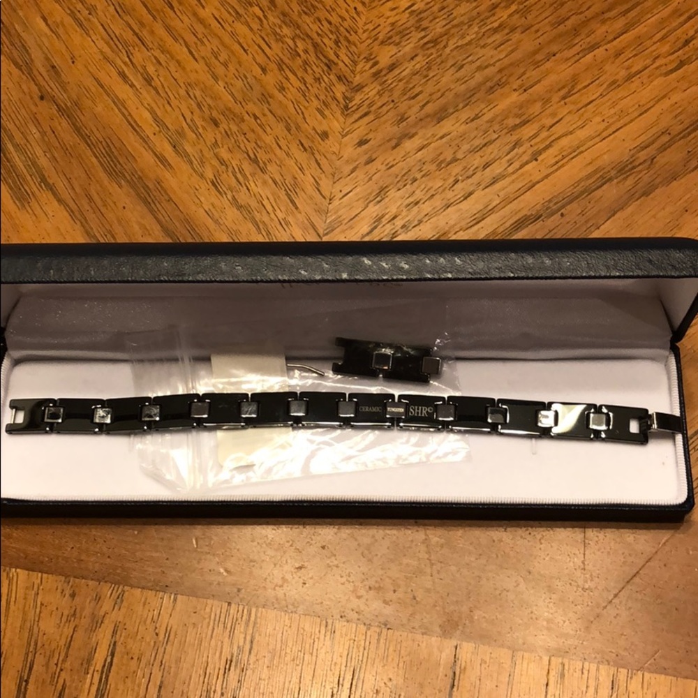 Men’s Stud Tungsten Bracelet